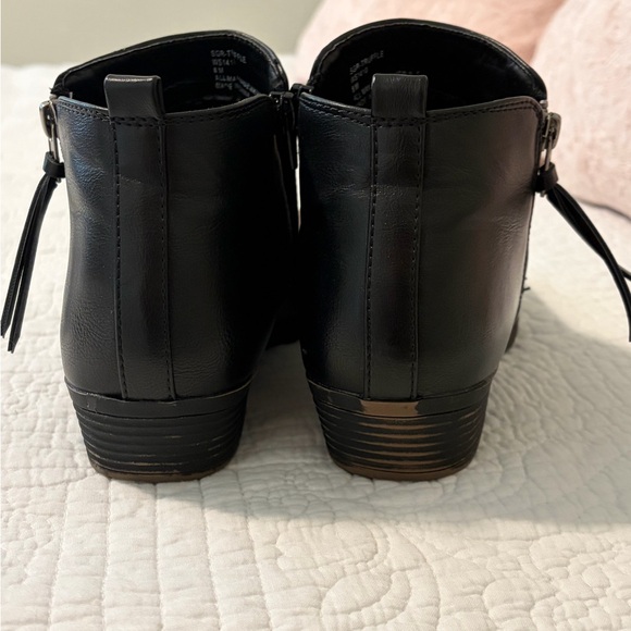 🍊Black Vegan Leather Ankle Boots Size 8🍊 - Picture 5 of 8